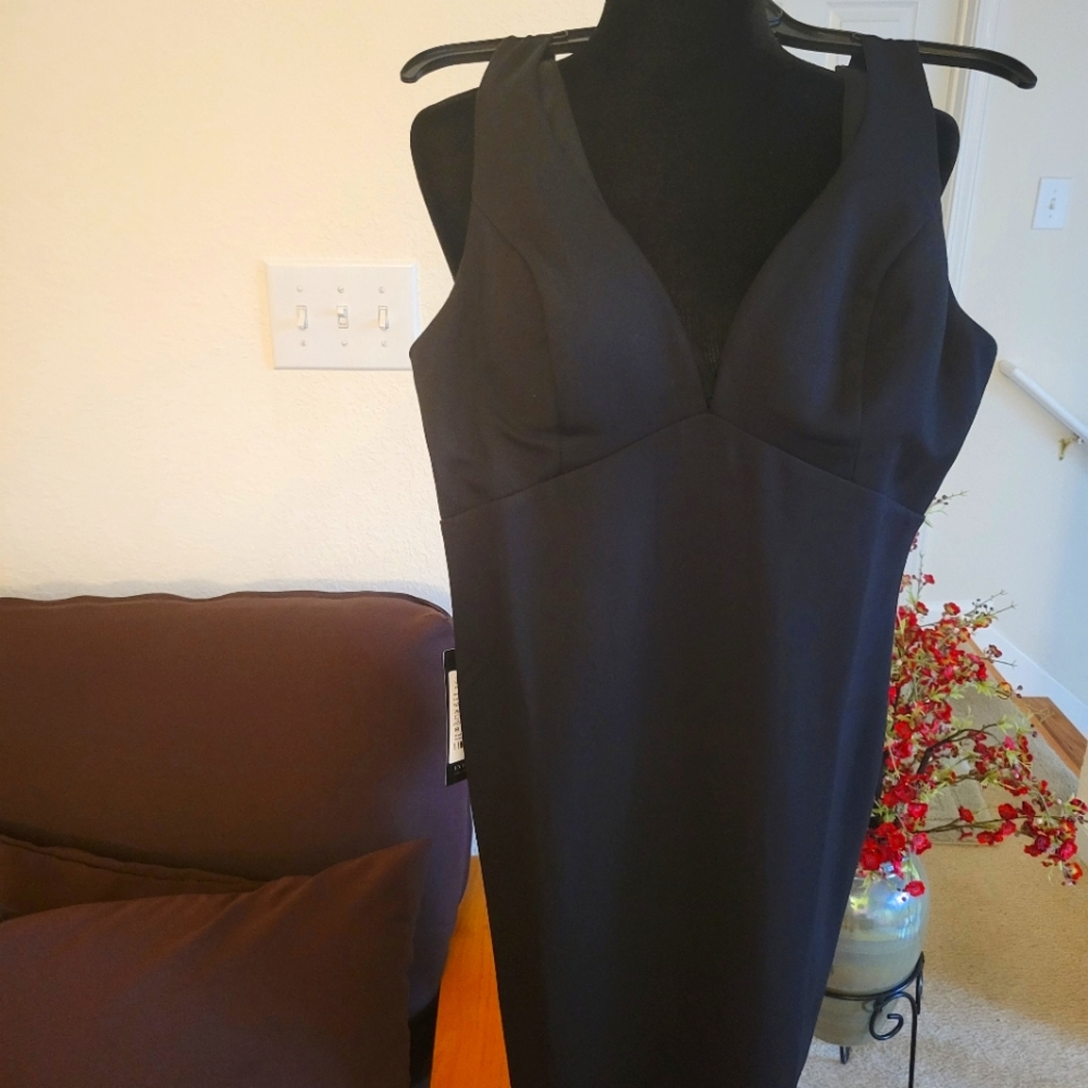 Ever Pretty  V Neck Black Dress
